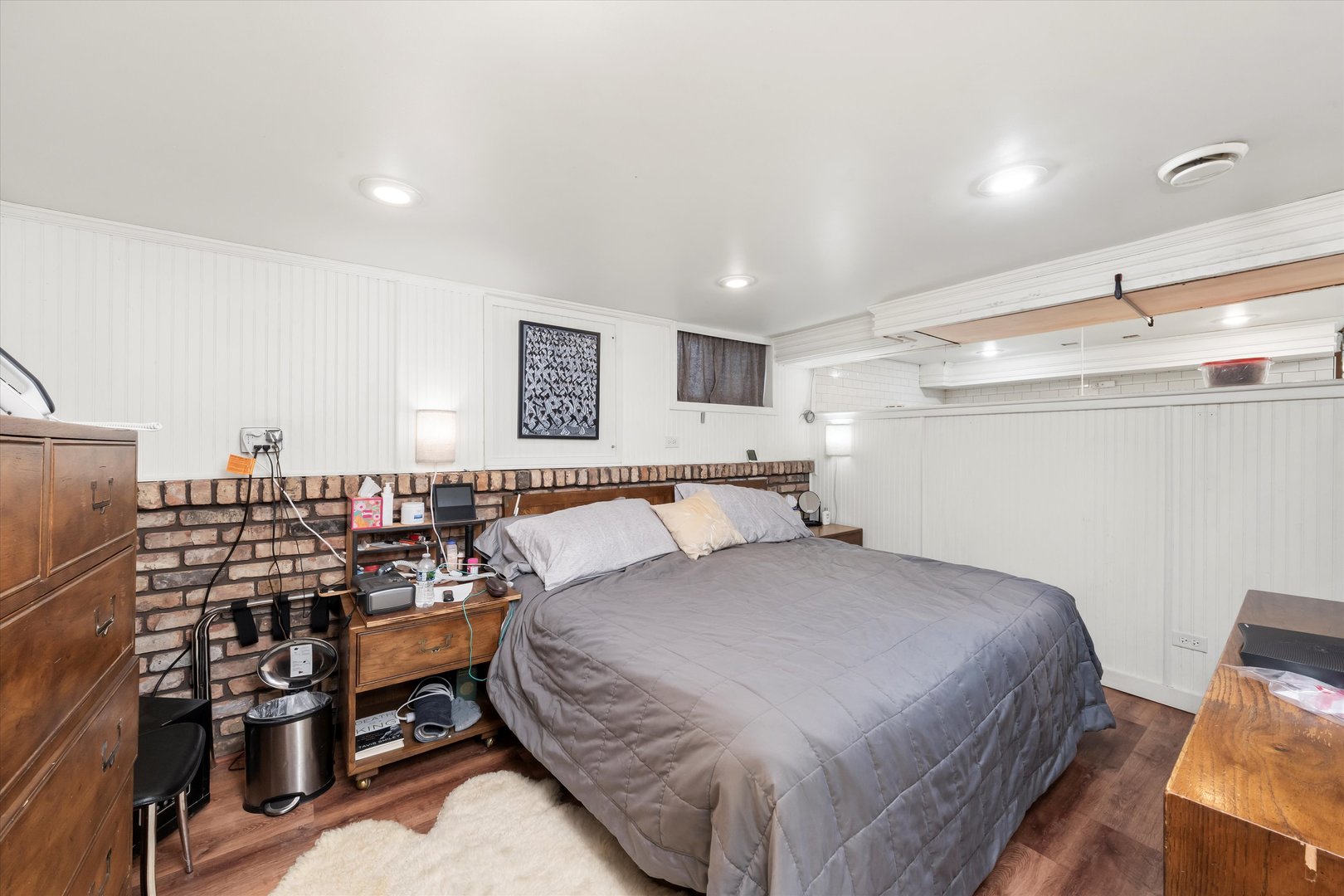 8200 W 95 Street, Hickory Hills, IL 60457