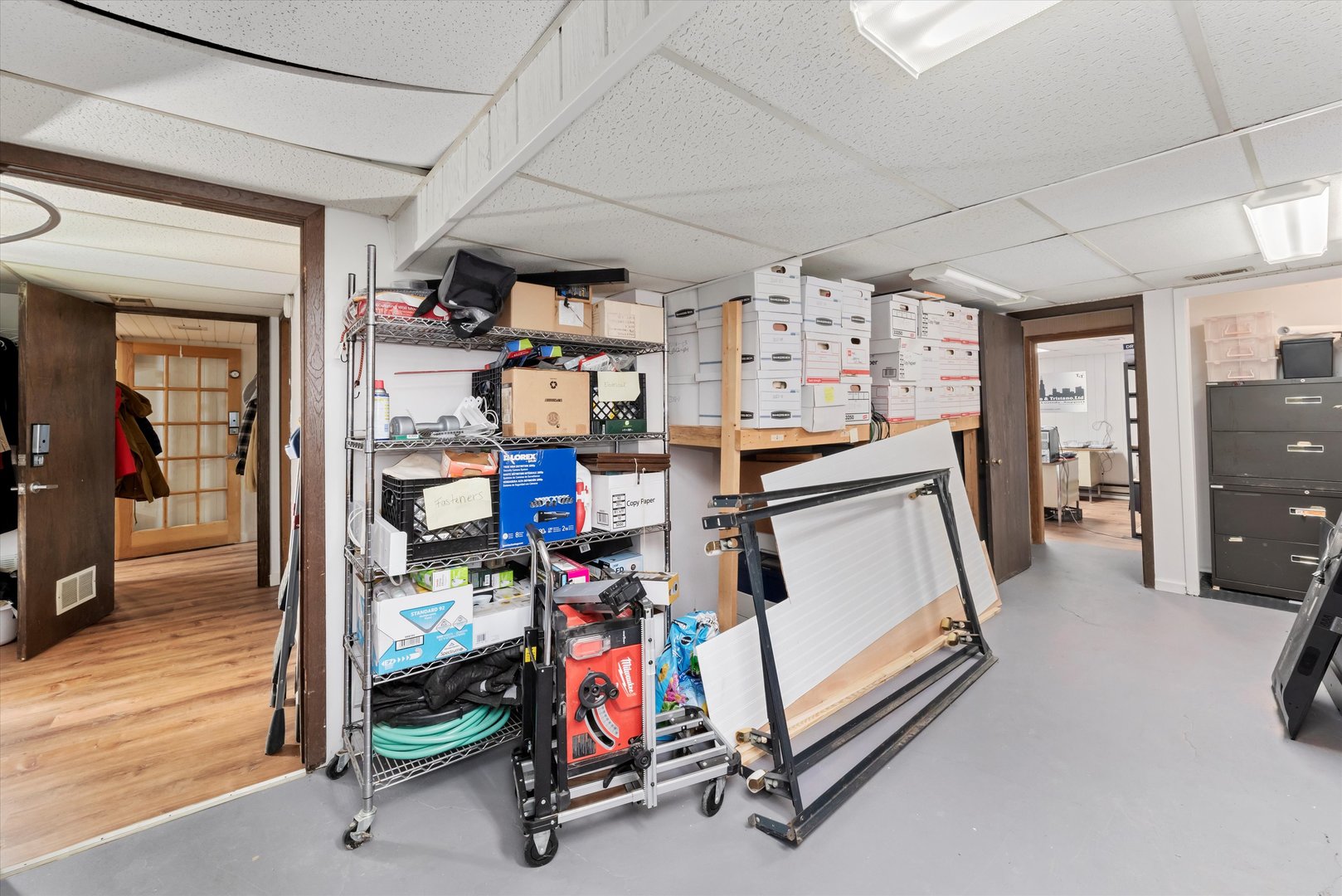 8200 W 95 Street, Hickory Hills, IL 60457