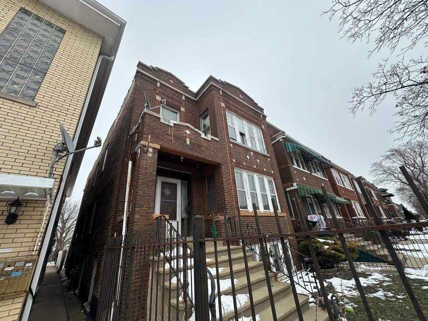 1809 S 49th Avenue, Cicero, IL 60804