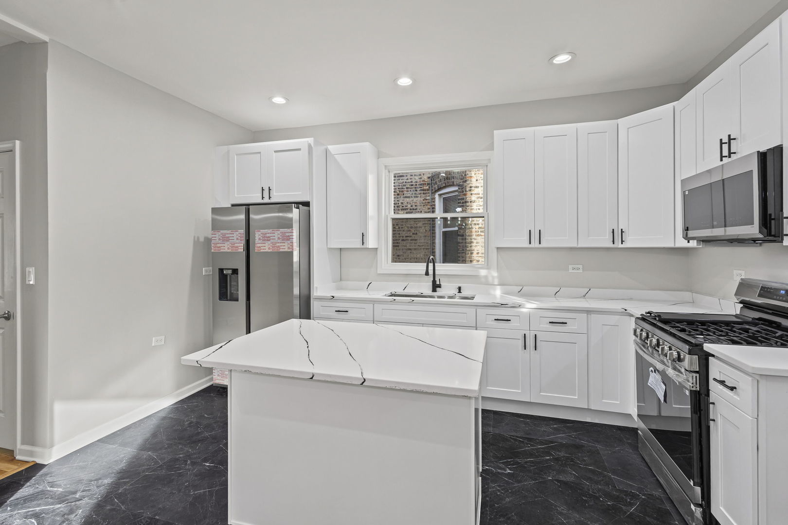 7809 S Peoria Street, Chicago, IL 60620