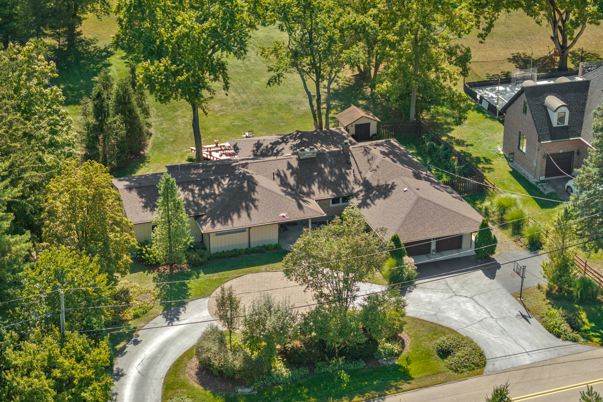 16280 W Woodbine Circle, Vernon Hills, IL 60061