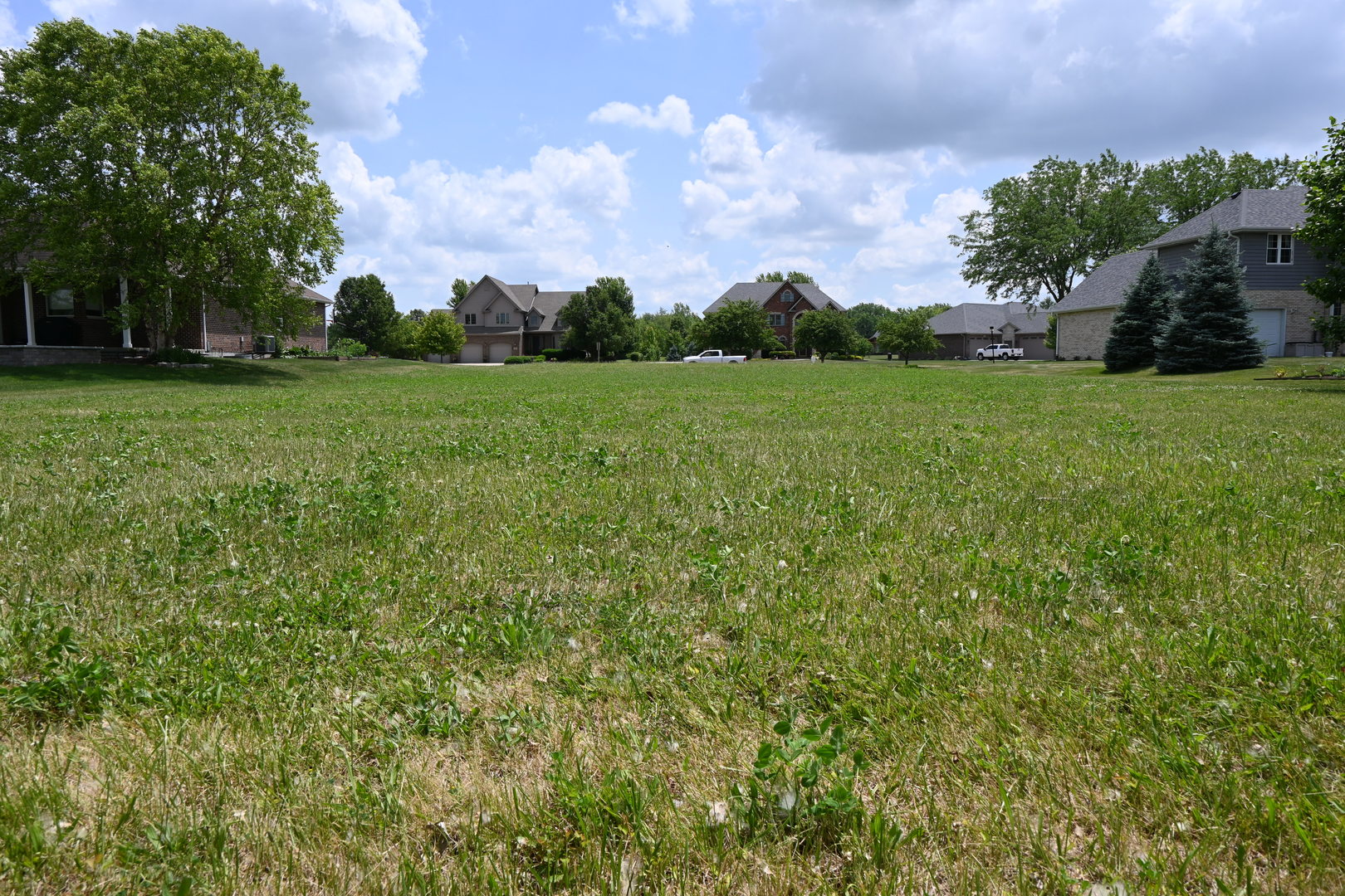 3900 W Nettle Creek Drive, Morris, IL 60450