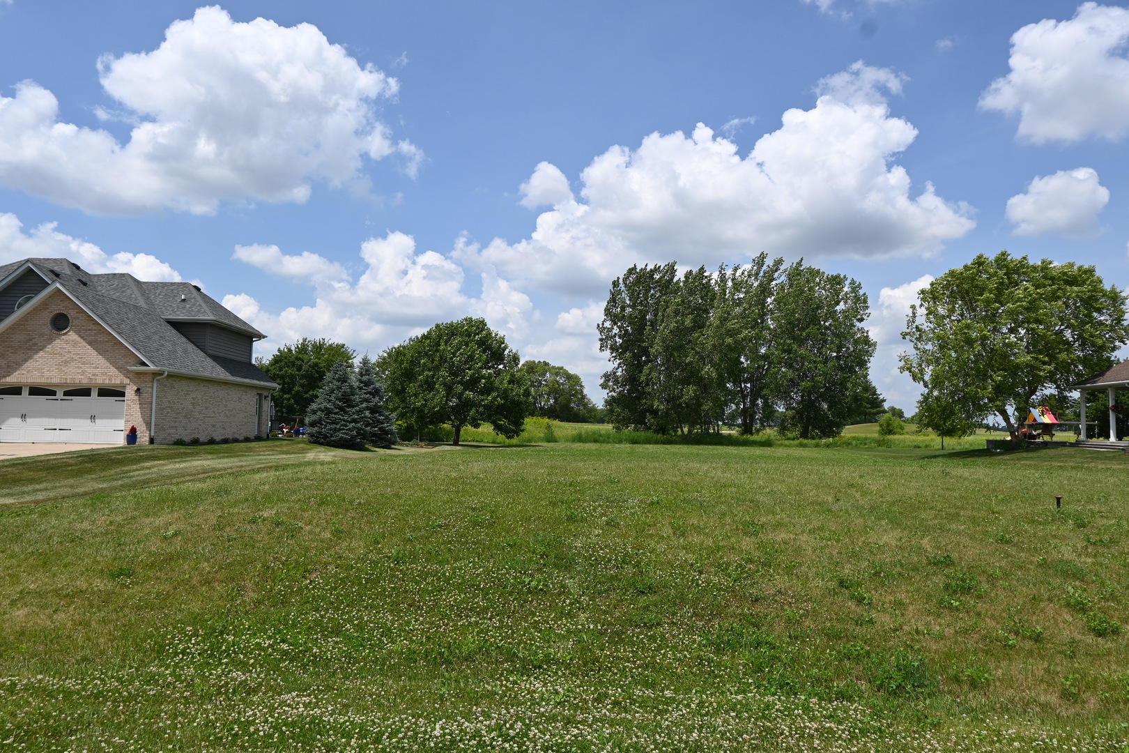 3900 W Nettle Creek Drive, Morris, IL 60450