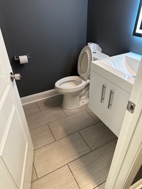 16049 Wood Street, Harvey, IL 60426