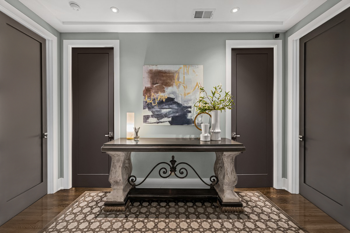 3438 N Elaine Place #PH, Chicago, IL 60657