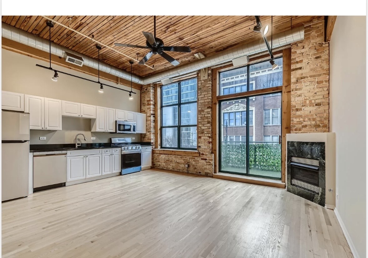 1801 S Michigan Avenue #302, Chicago, IL 60616
