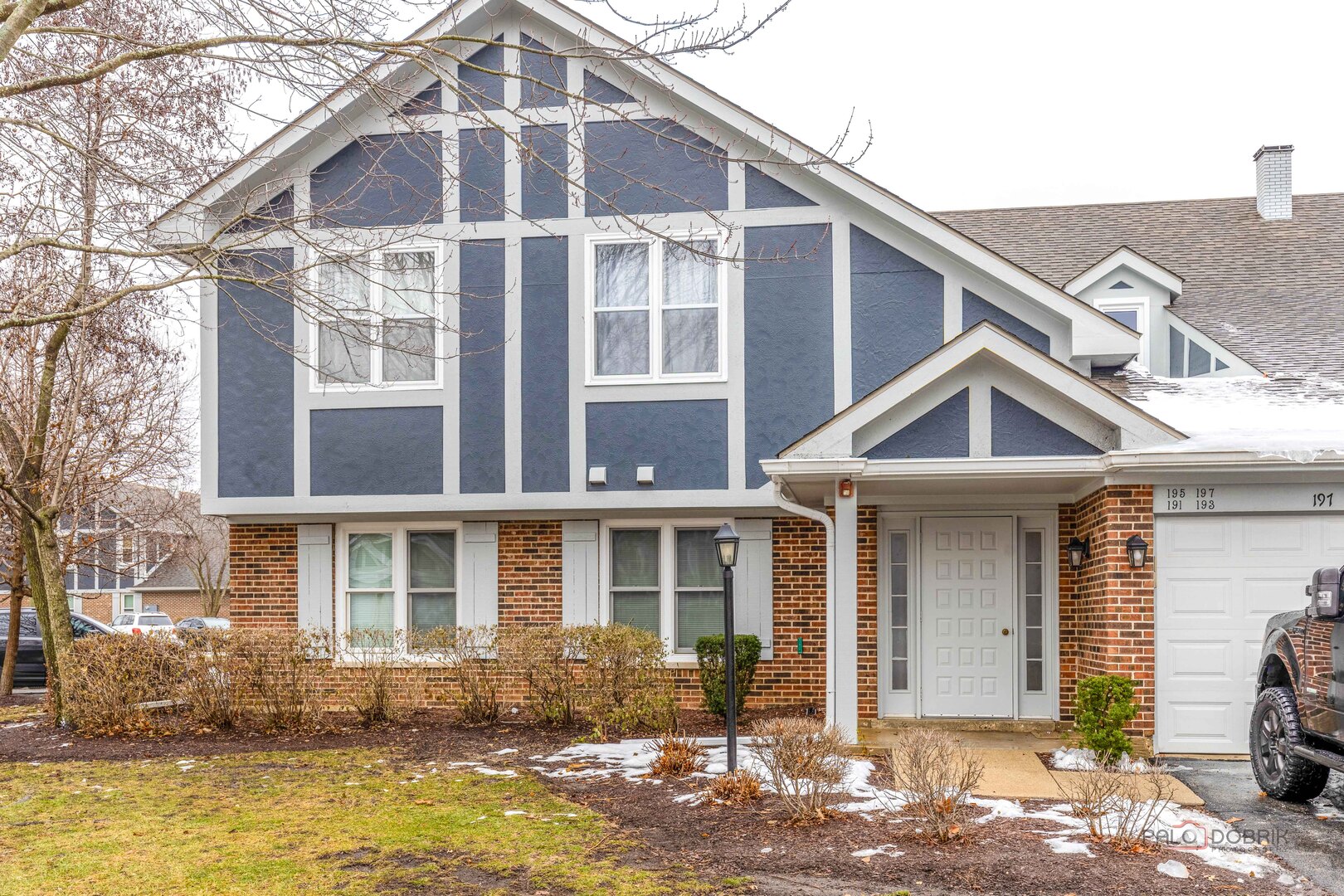 193 hemingway Court, Vernon Hills, IL 60061