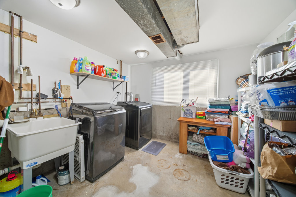 16207 Justine Street, Markham, IL 60428