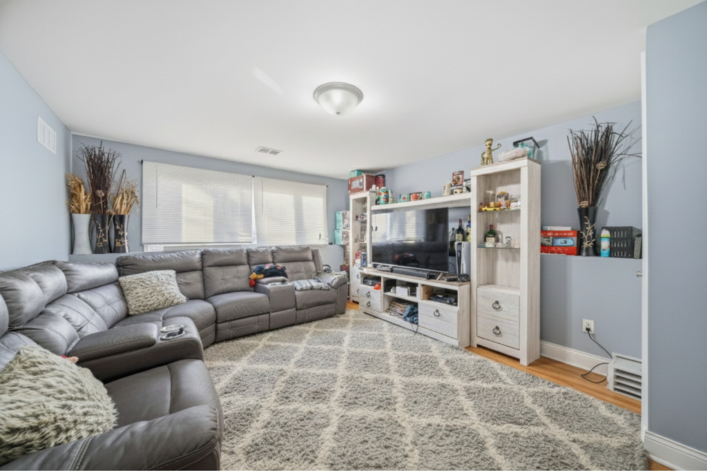 16207 Justine Street, Markham, IL 60428