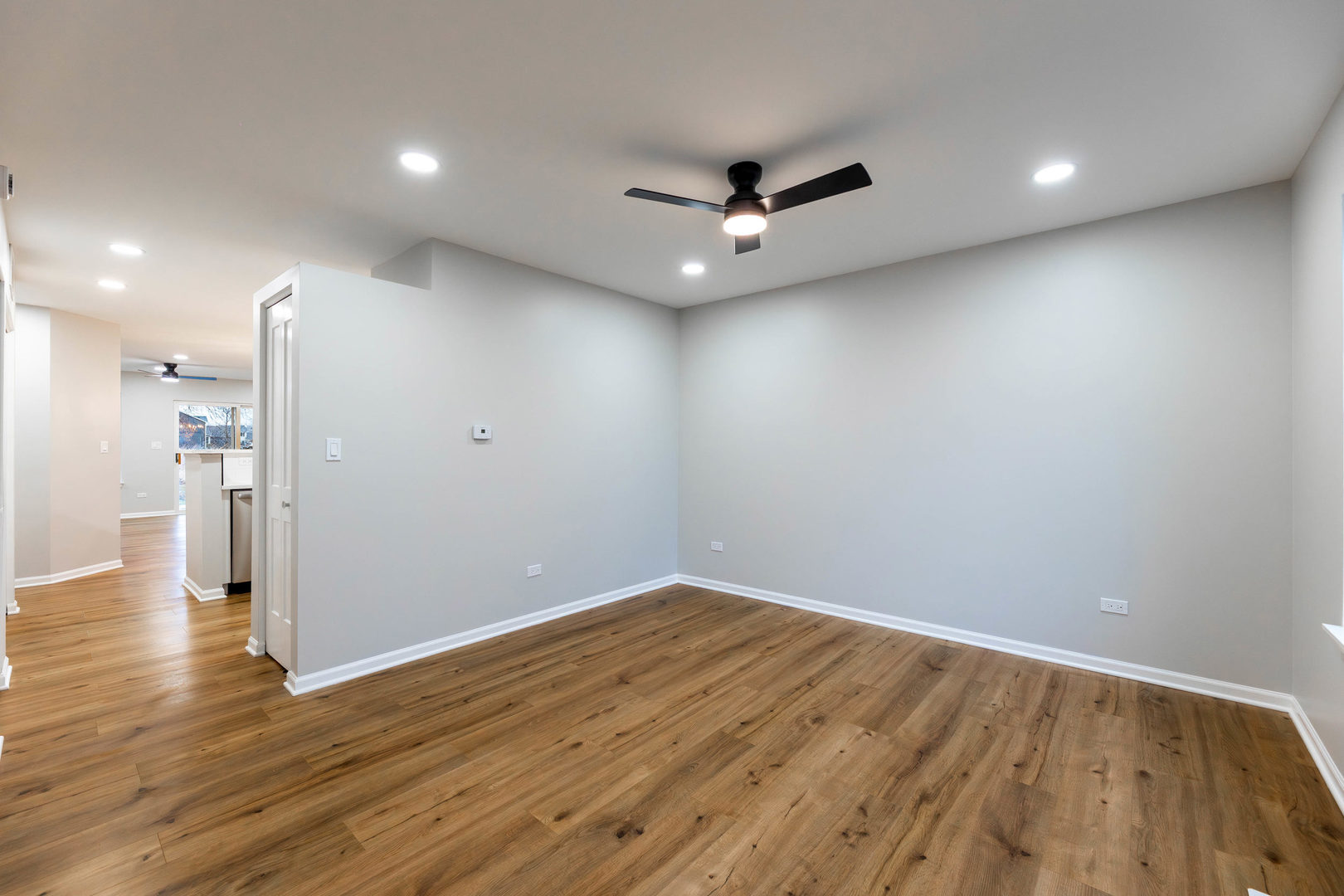 2906 Meadowview Lane, Montgomery, IL 60538