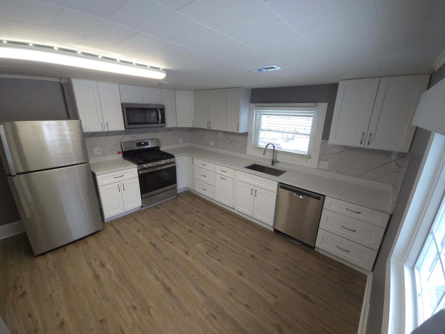 10906 N Woodstock Street #B, Huntley, IL 60142