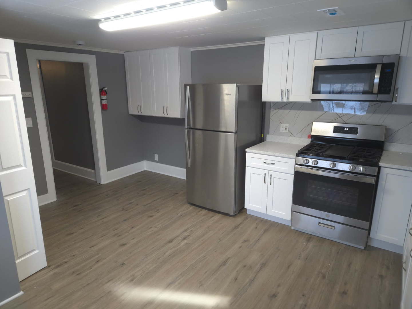 10906 N Woodstock Street #B, Huntley, IL 60142