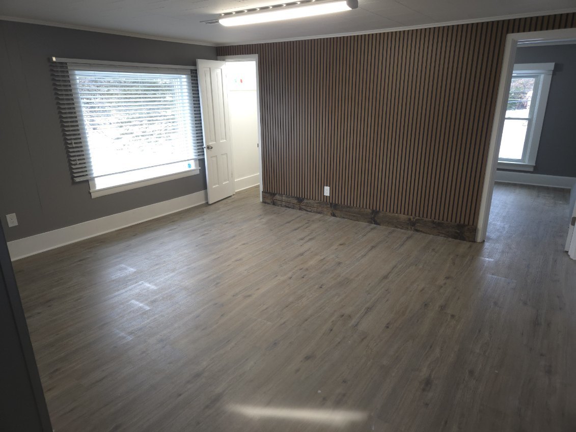 10906 N Woodstock Street #B, Huntley, IL 60142