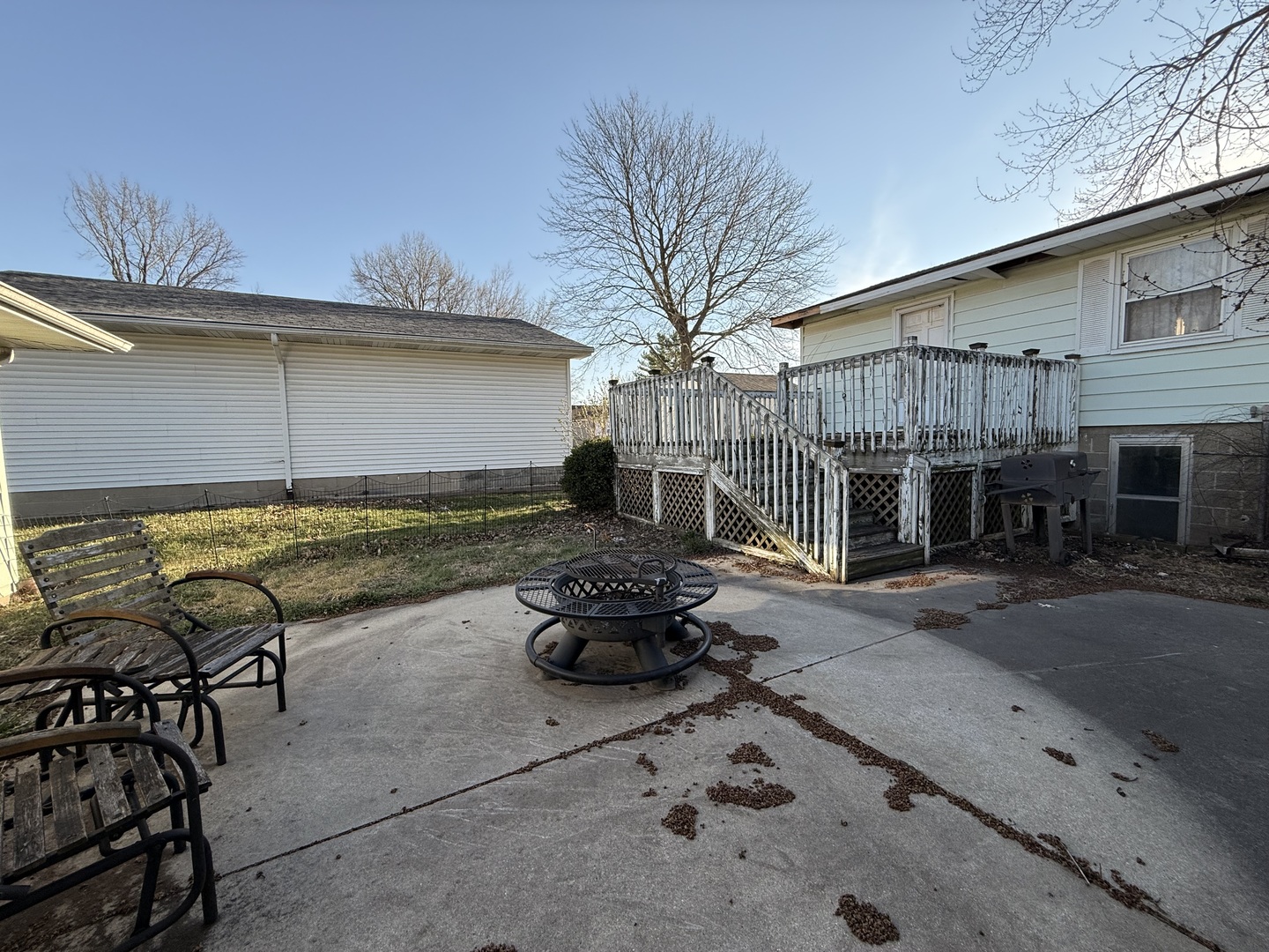301 S Walnut Street, Clinton, IL 61727
