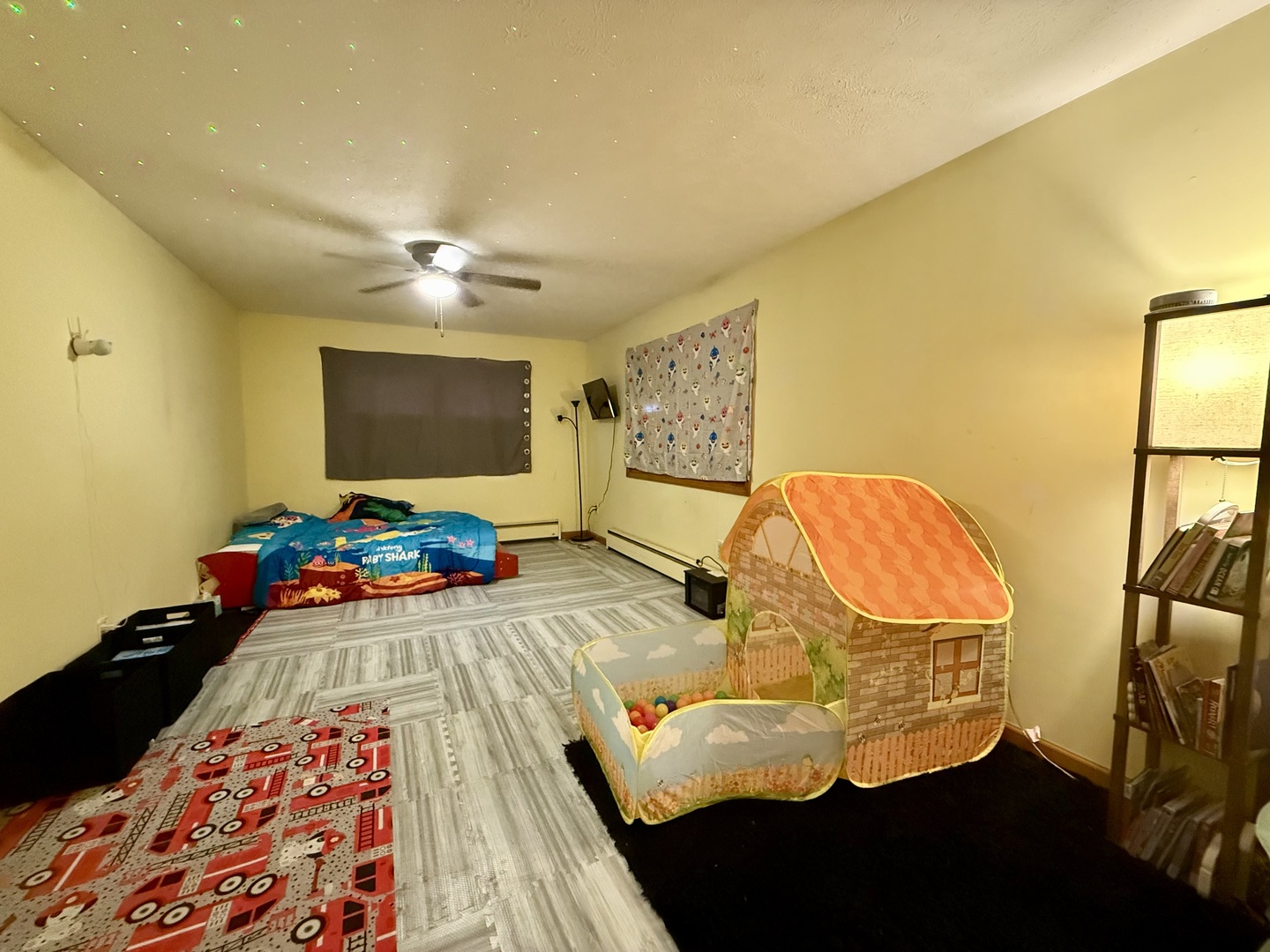 301 S Walnut Street, Clinton, IL 61727