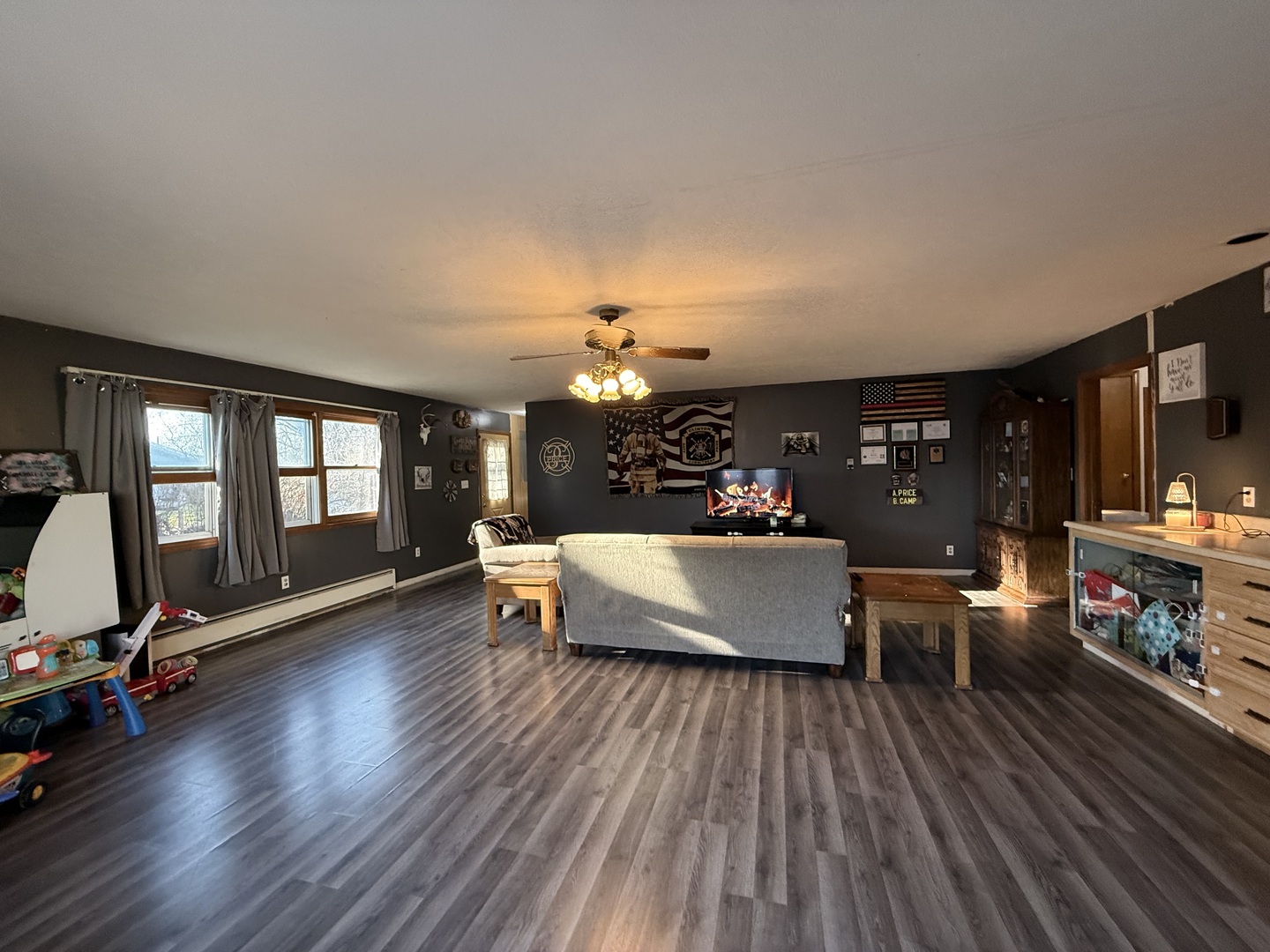 301 S Walnut Street, Clinton, IL 61727