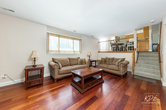 701 Bishops Drive, New Lenox, IL 60451