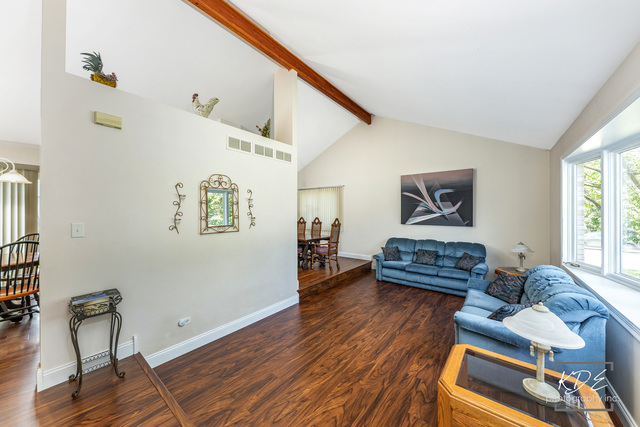 701 Bishops Drive, New Lenox, IL 60451