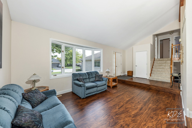 701 Bishops Drive, New Lenox, IL 60451