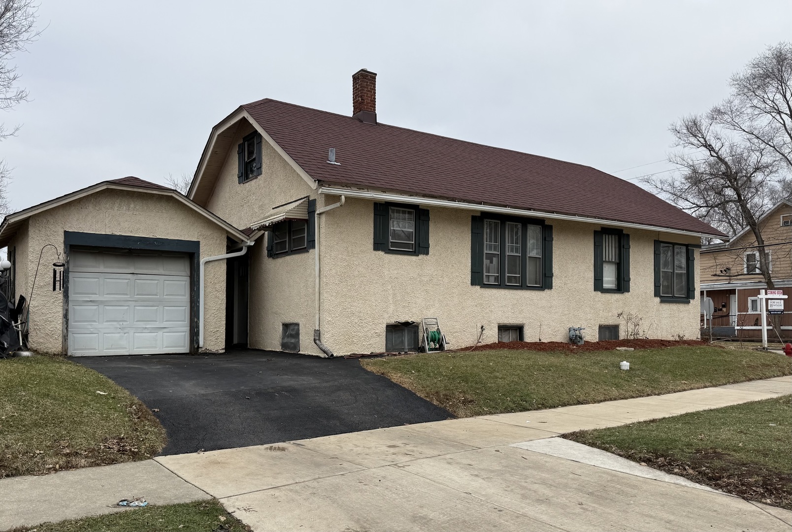 1055 5th Street, Aurora, IL 60505