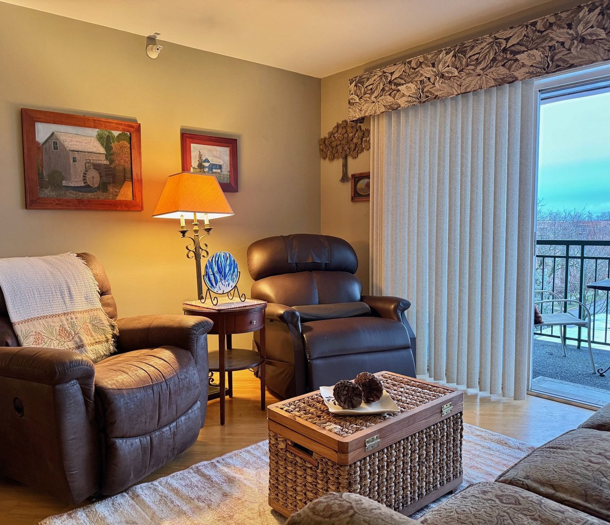 1325 PERRY Street #606, Des Plaines, IL 60016