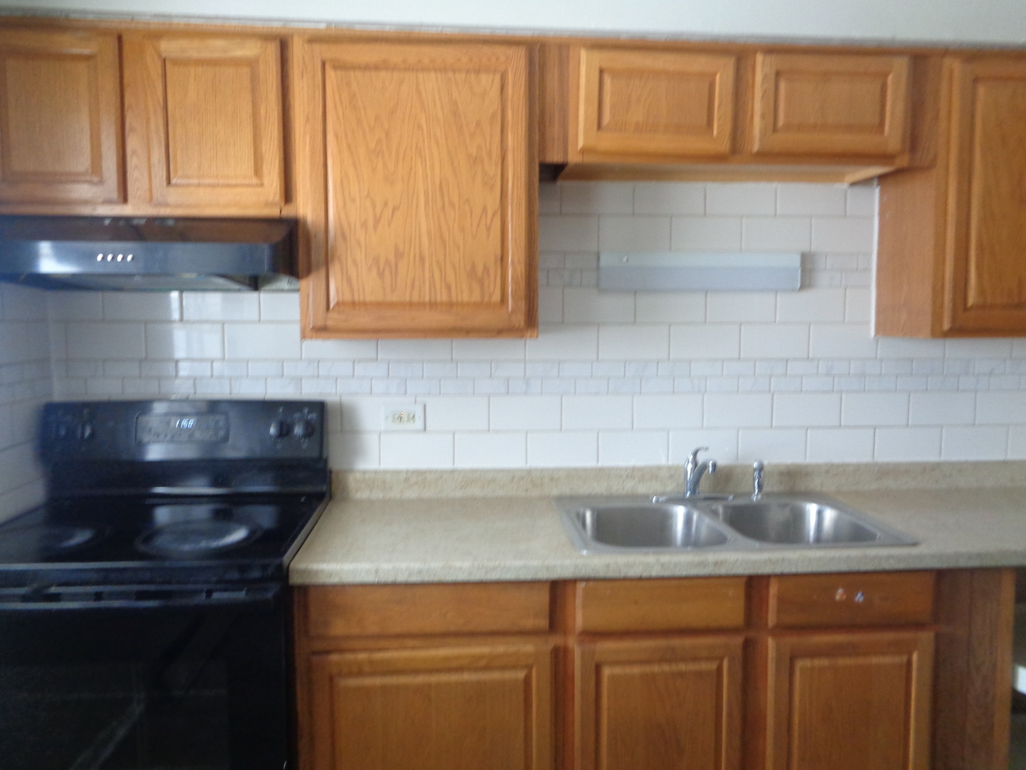 1340 N main Street #C19, Wheaton, IL 60187