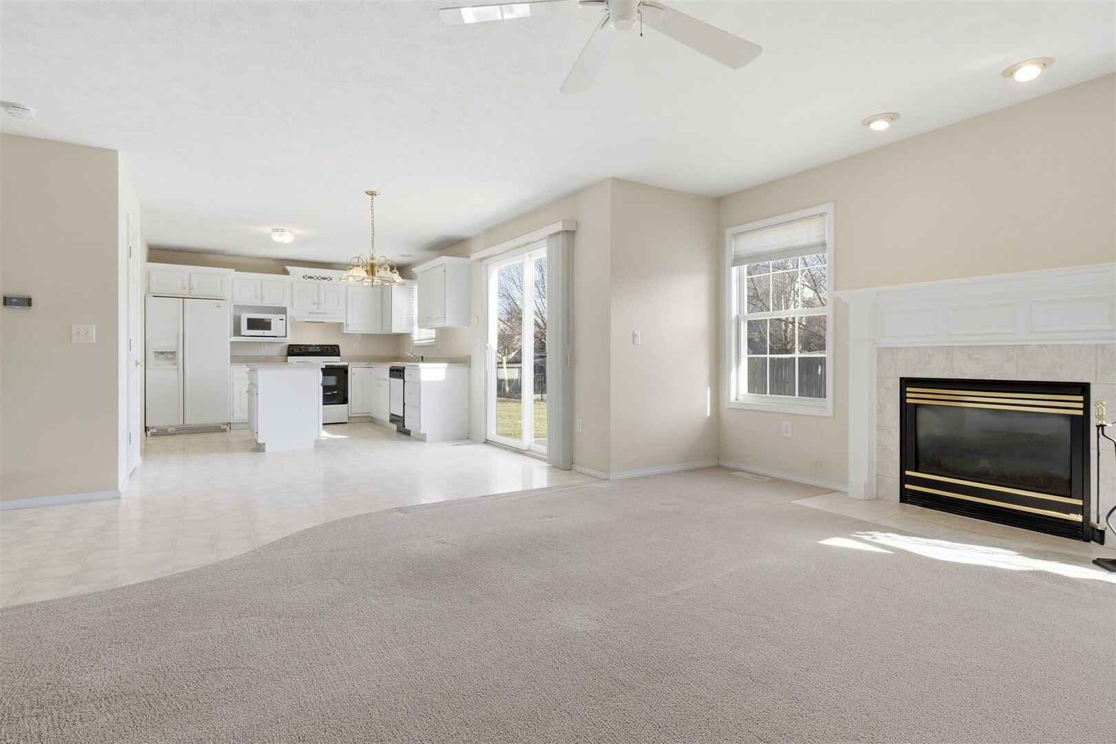 3 Timbergate Court, Bloomington, IL 61704