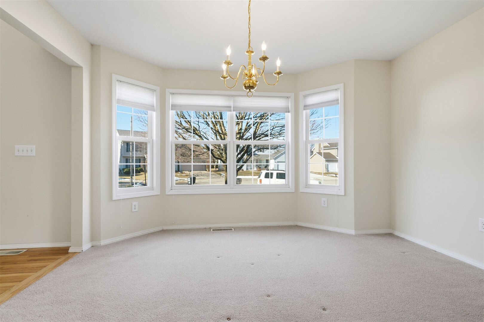 3 Timbergate Court, Bloomington, IL 61704