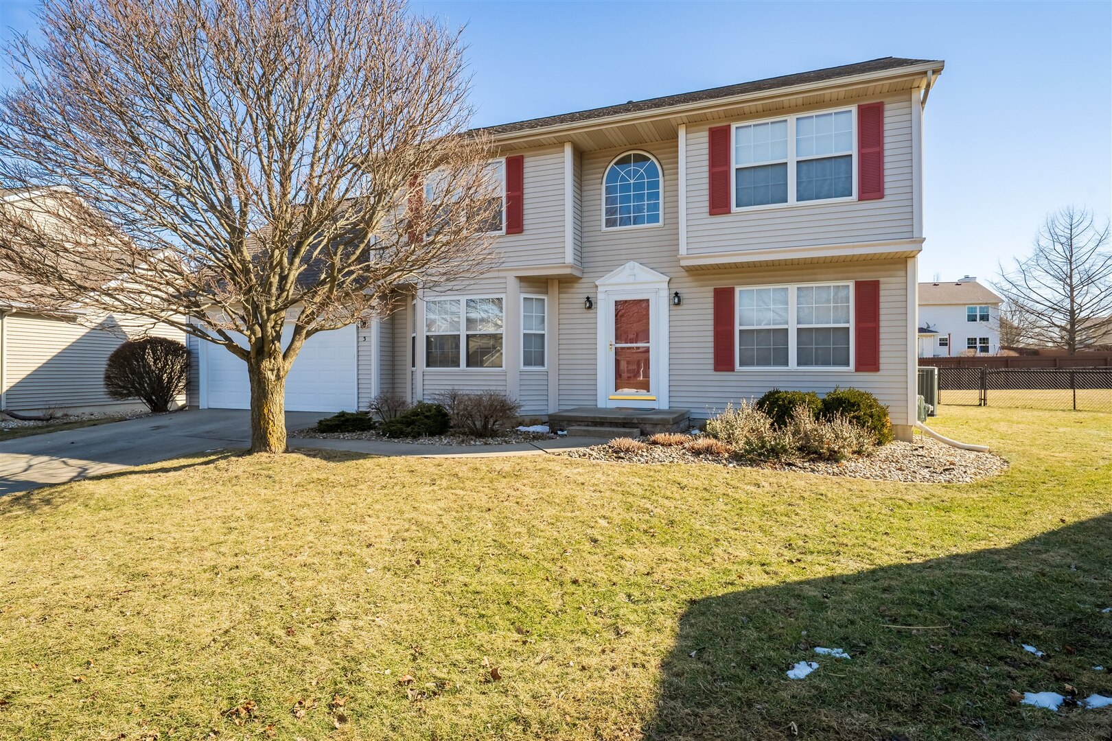 3 Timbergate Court, Bloomington, IL 61704