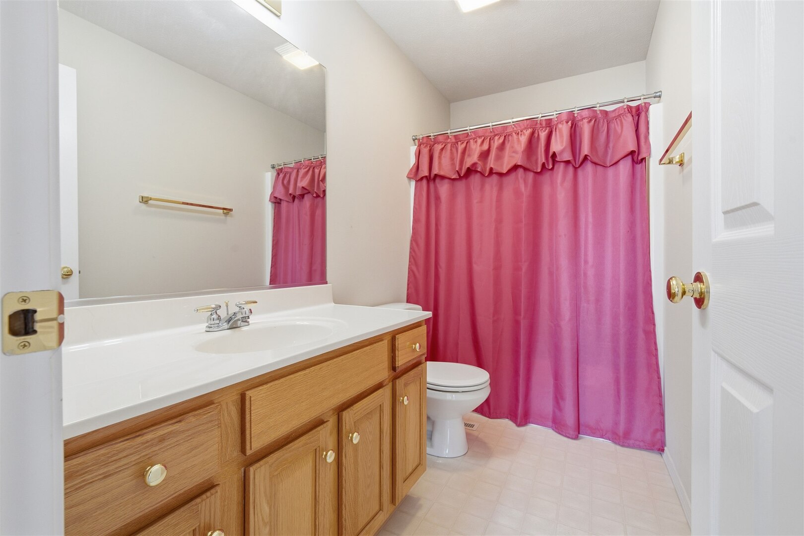 3 Timbergate Court, Bloomington, IL 61704