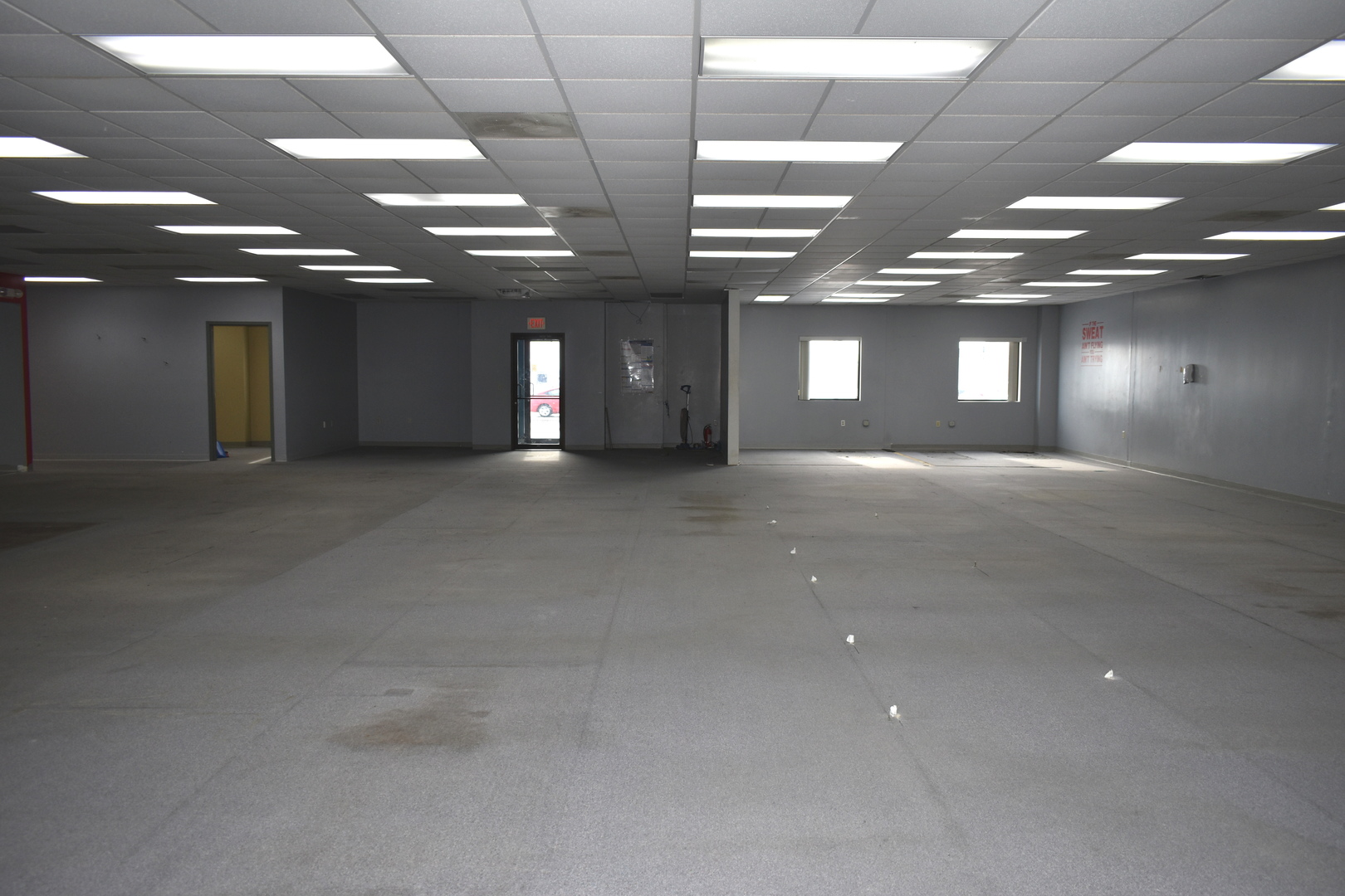 901 W Main Street, El Paso, IL 61738