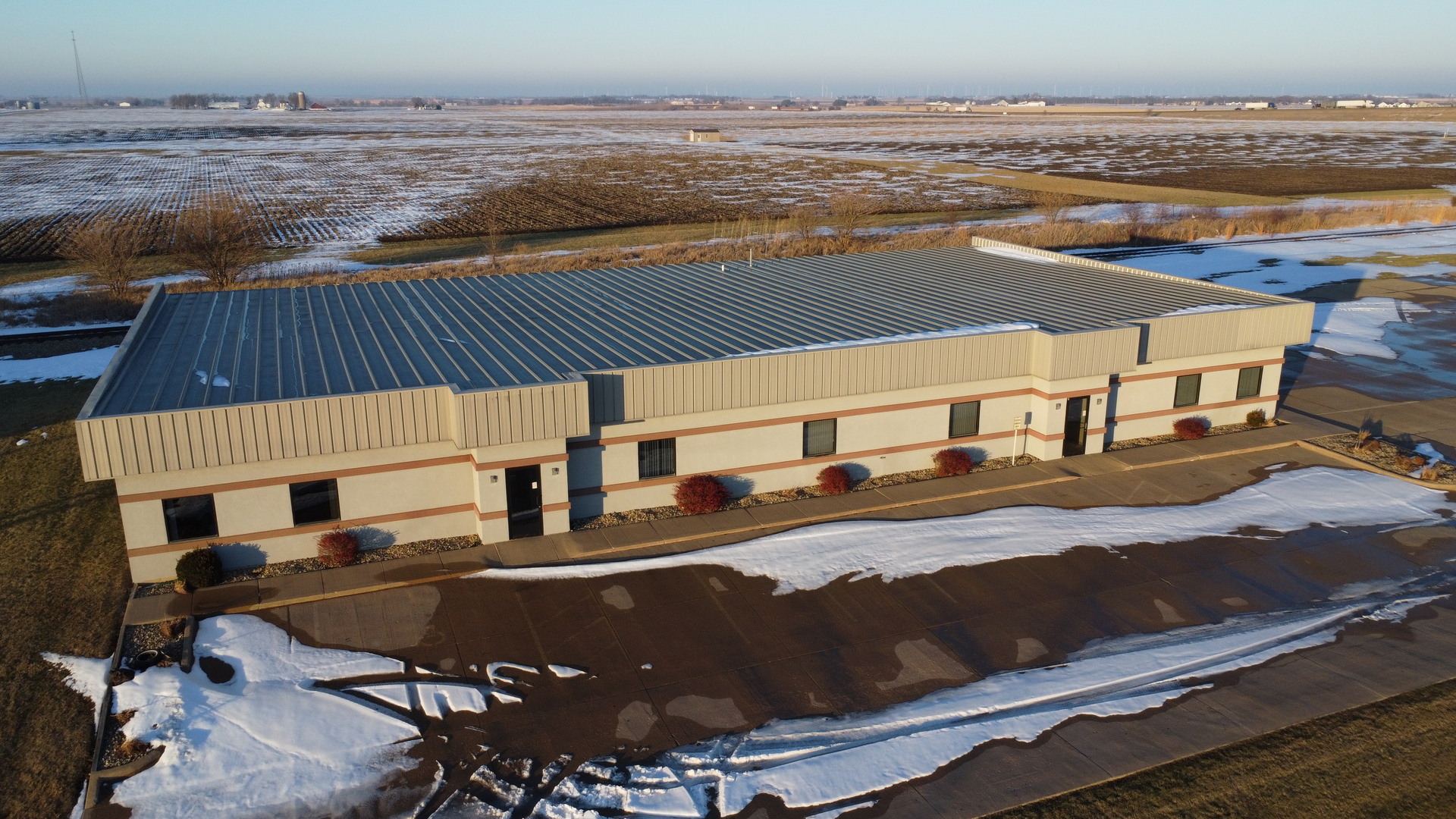 901 W Main Street, El Paso, IL 61738