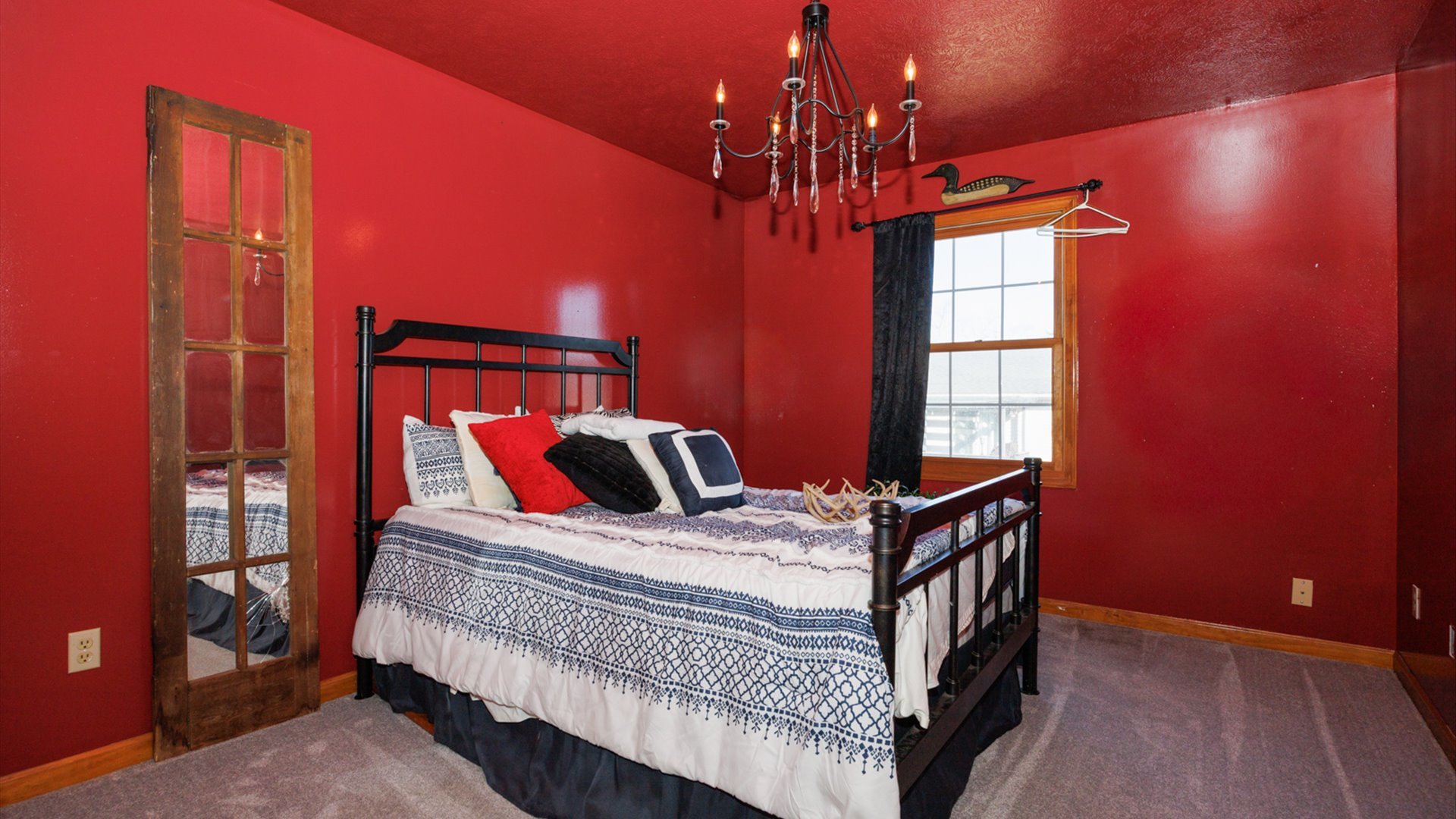 67 Oak Park Road, Bloomington, IL 61701