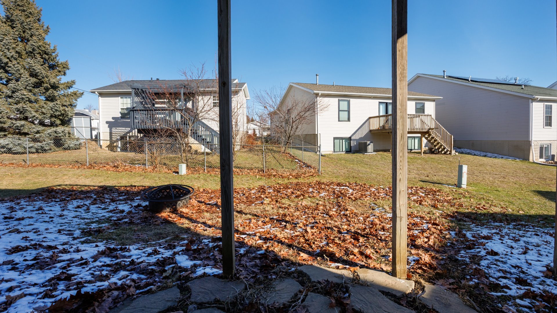 67 Oak Park Road, Bloomington, IL 61701