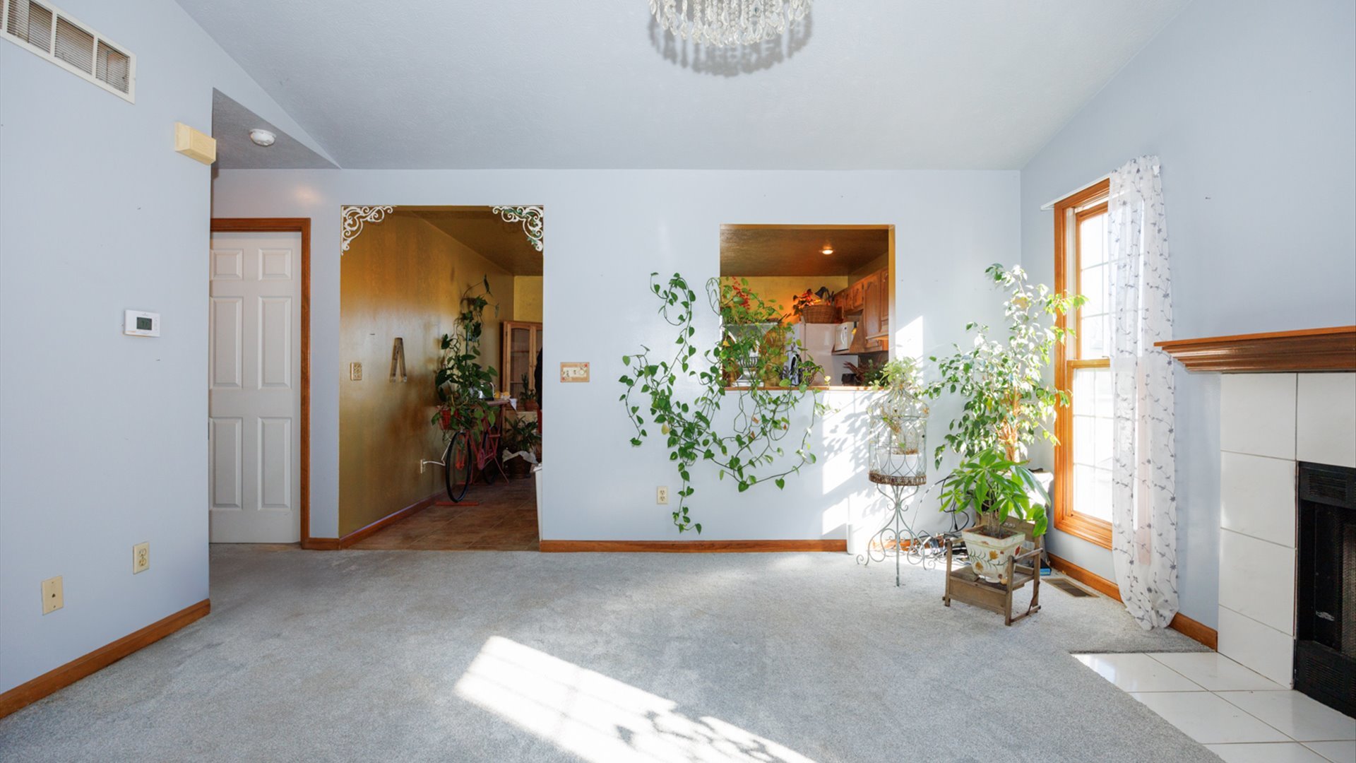 67 Oak Park Road, Bloomington, IL 61701