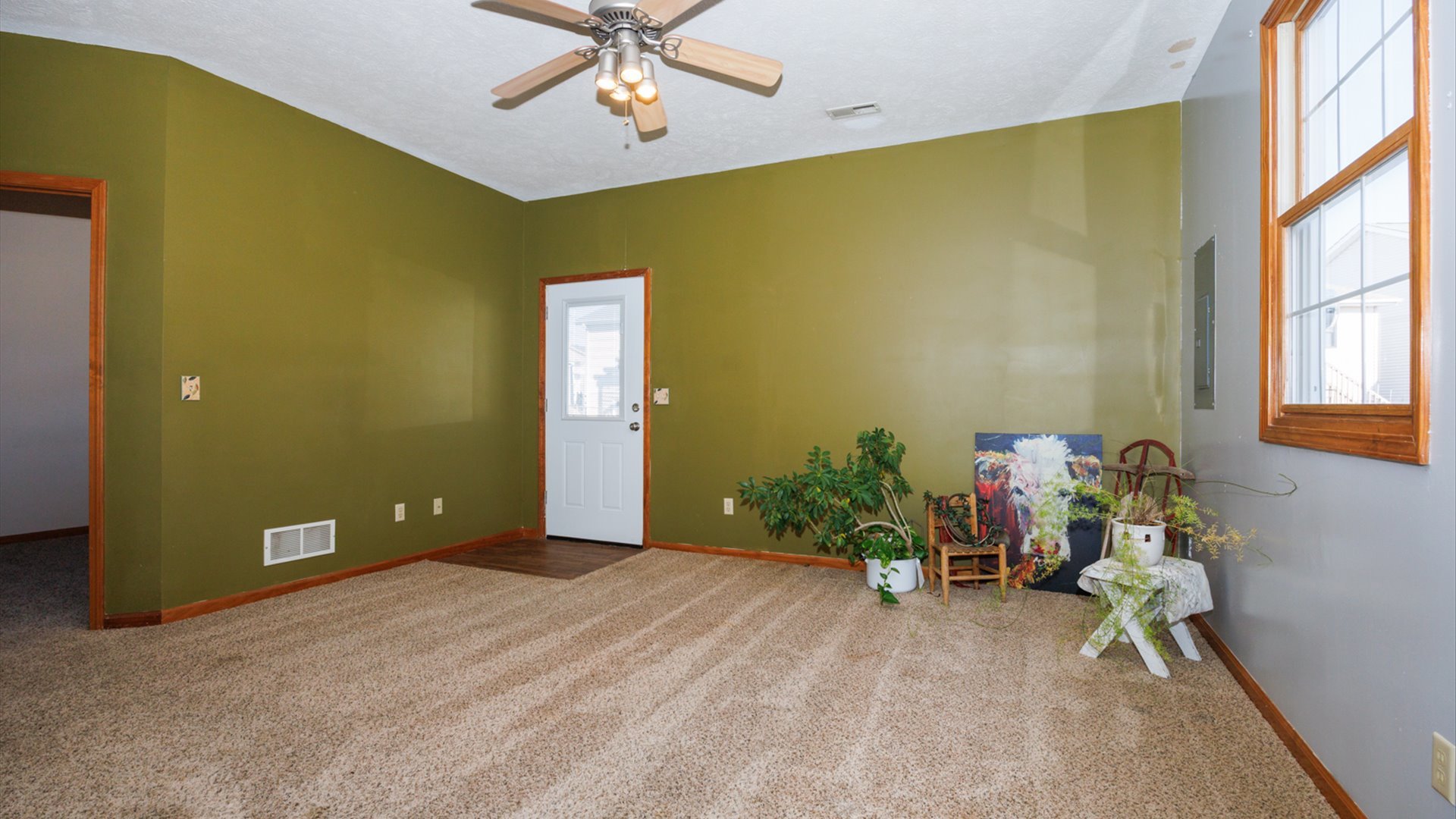 67 Oak Park Road, Bloomington, IL 61701