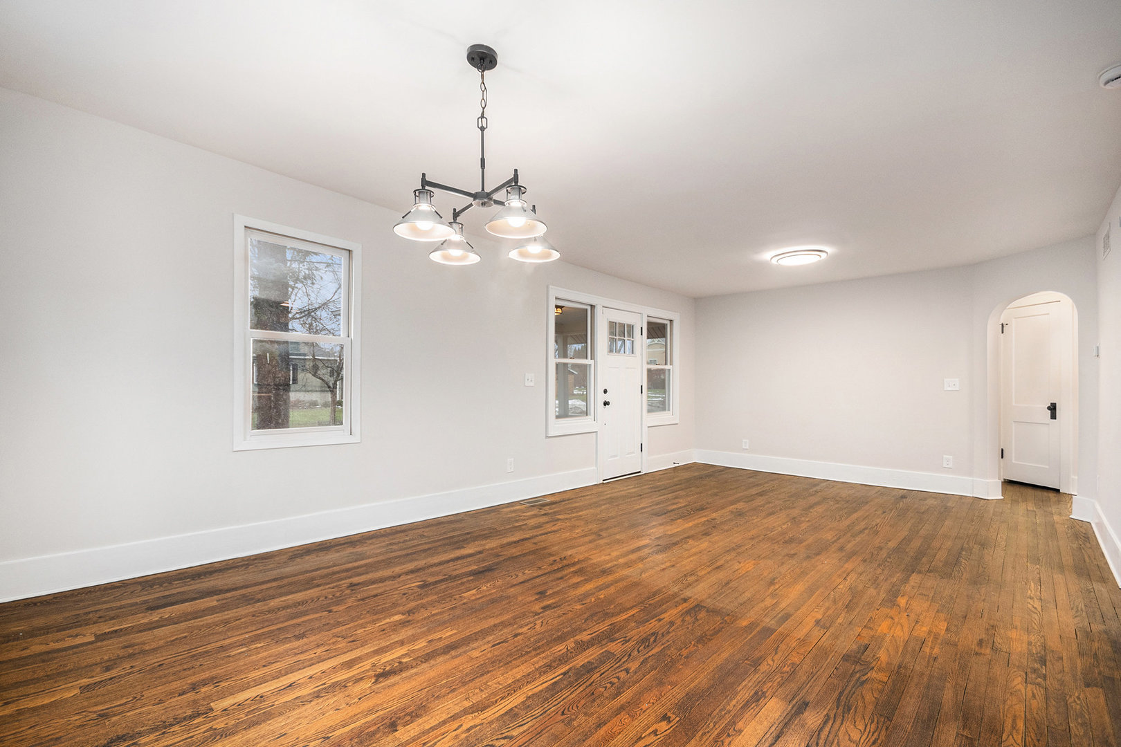 247 N West Road, Lombard, IL 60148