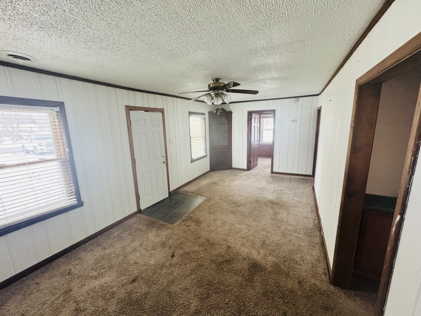 37113 N Loretto Avenue, Lake Villa, IL 60046