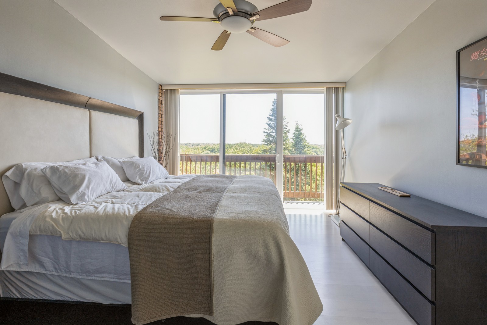 5600 Hillcrest Lane #130-3K, Lisle, IL 60532