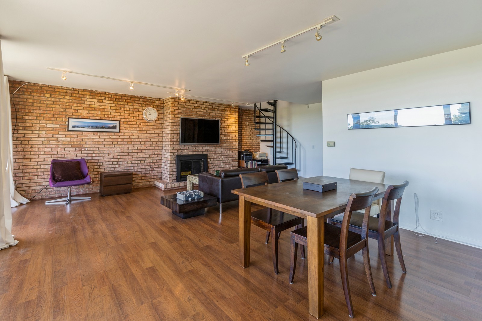 5600 Hillcrest Lane #130-3K, Lisle, IL 60532