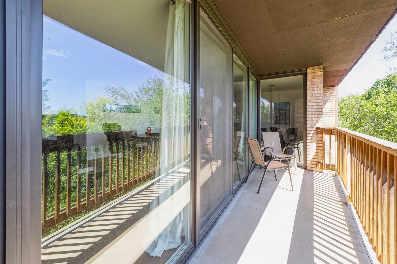 5600 Hillcrest Lane #130-3K, Lisle, IL 60532