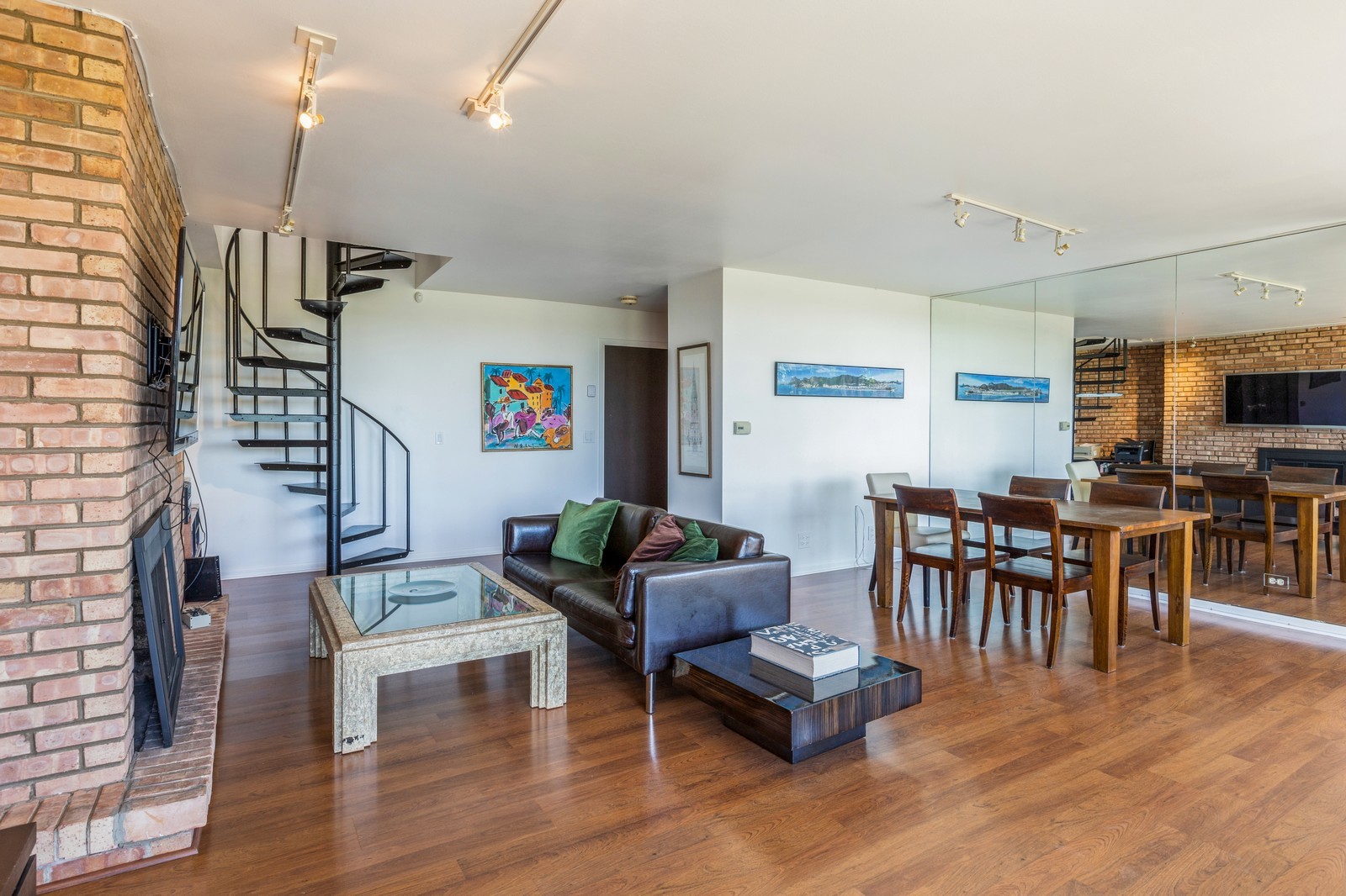 5600 Hillcrest Lane #130-3K, Lisle, IL 60532