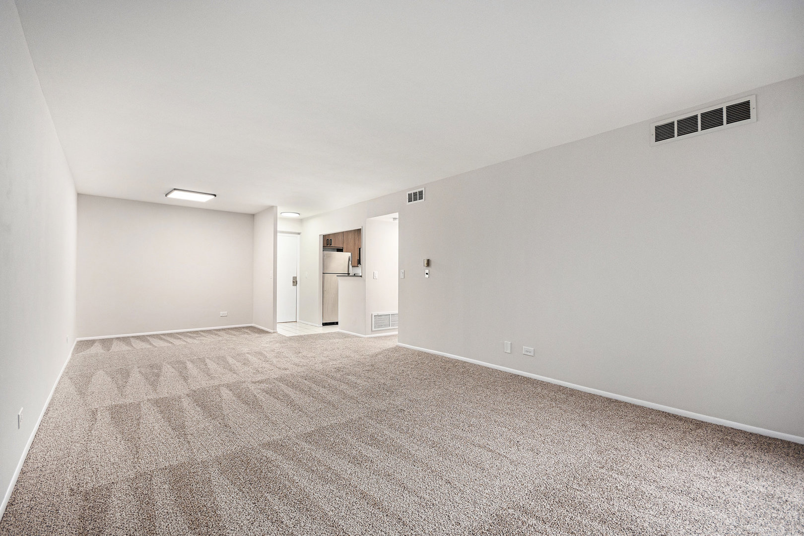 700 Wellington Avenue #207, Elk Grove Village, IL 60007