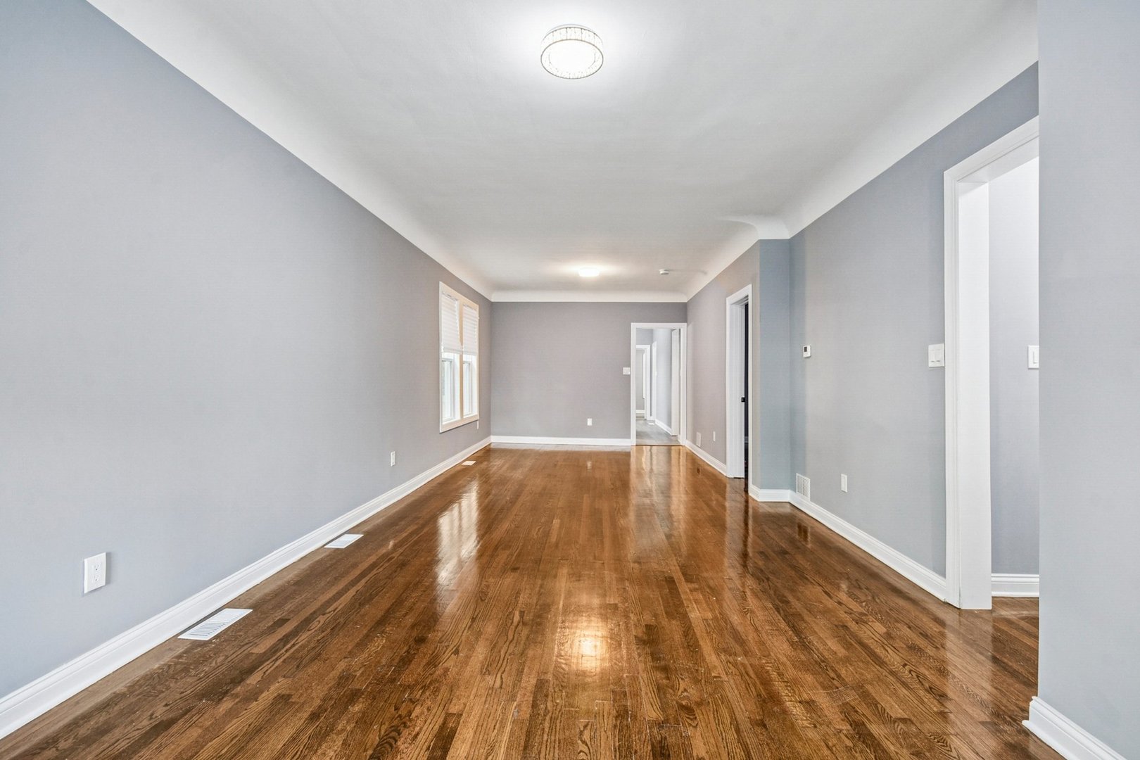 8536 S Maryland Avenue, Chicago, IL 60619