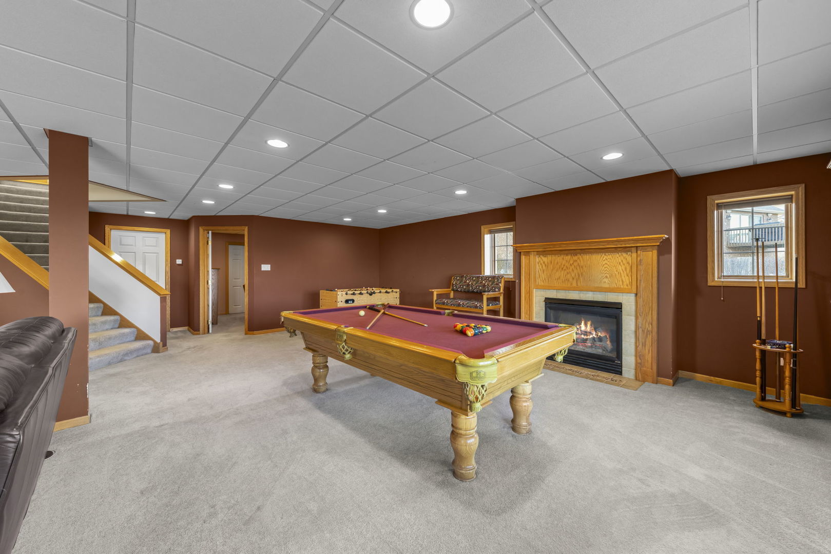 12198 Oxford Court, Lemont, IL 60439