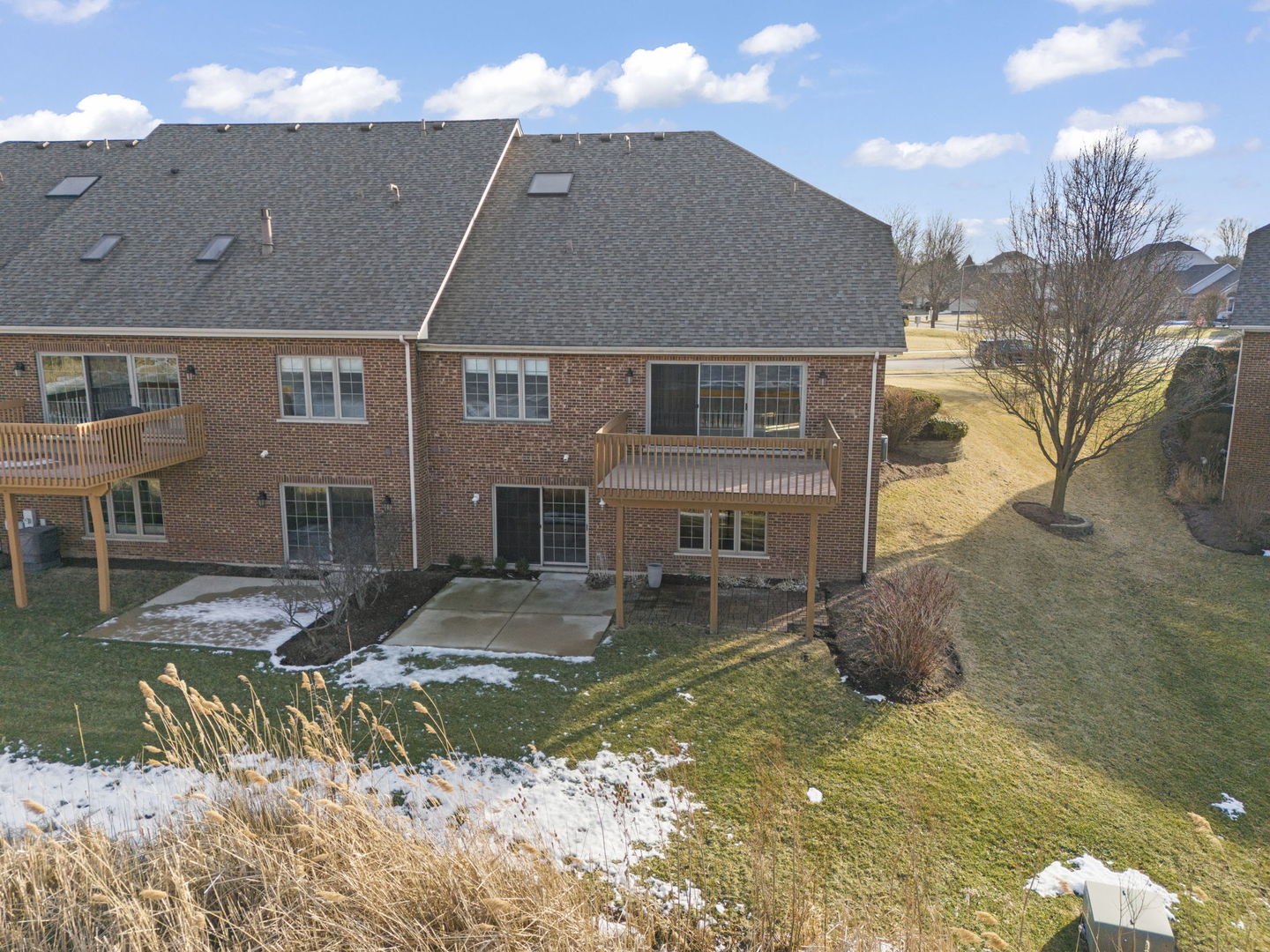 12198 Oxford Court, Lemont, IL 60439