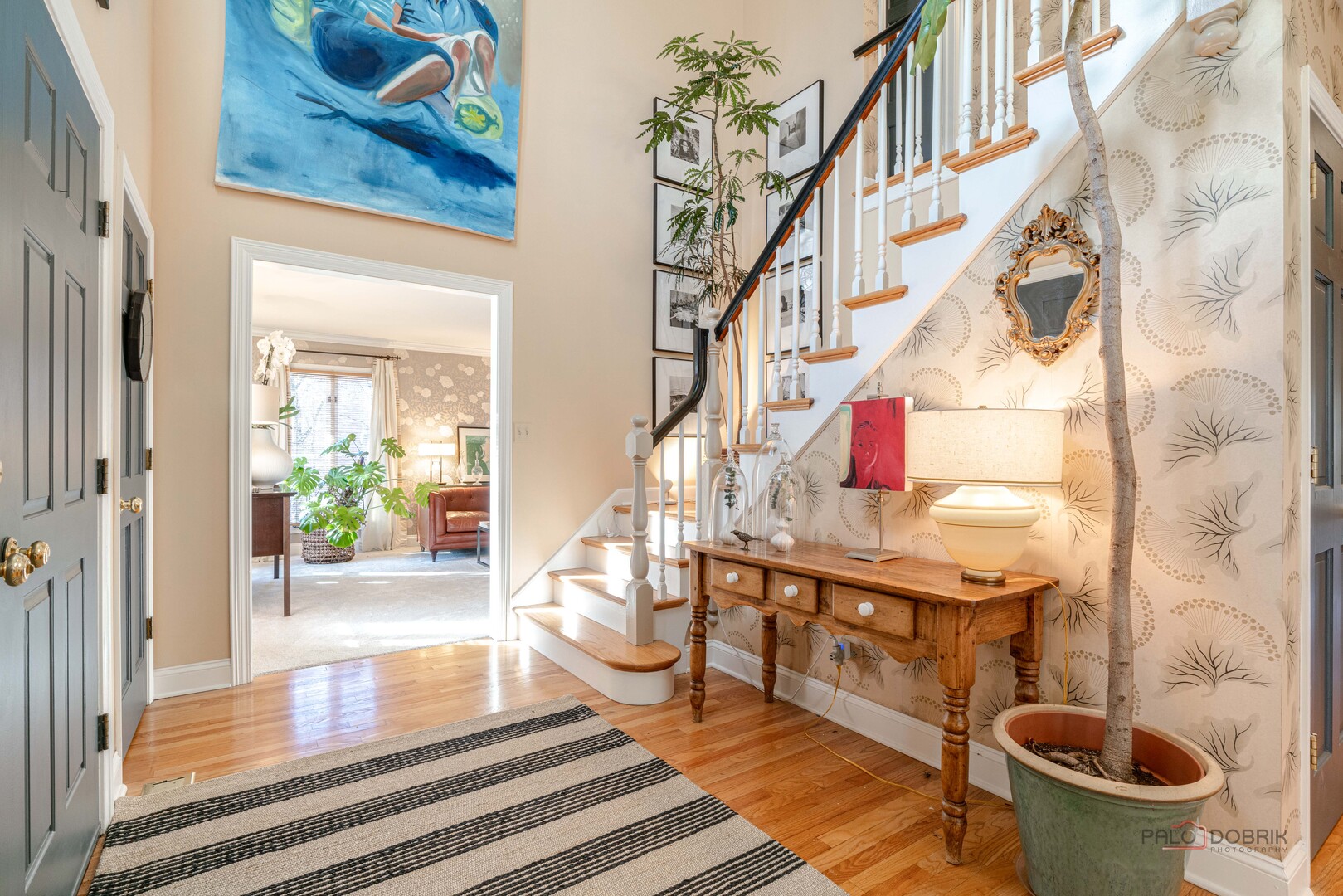 1 Astor Court, Lincolnshire, IL 60045