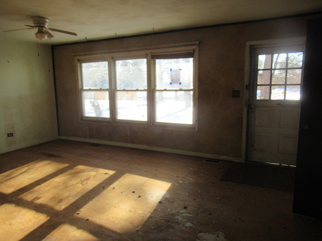 28448 W Big Hollow Road, Ingleside, IL 60041