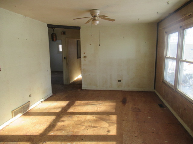 28448 W Big Hollow Road, Ingleside, IL 60041