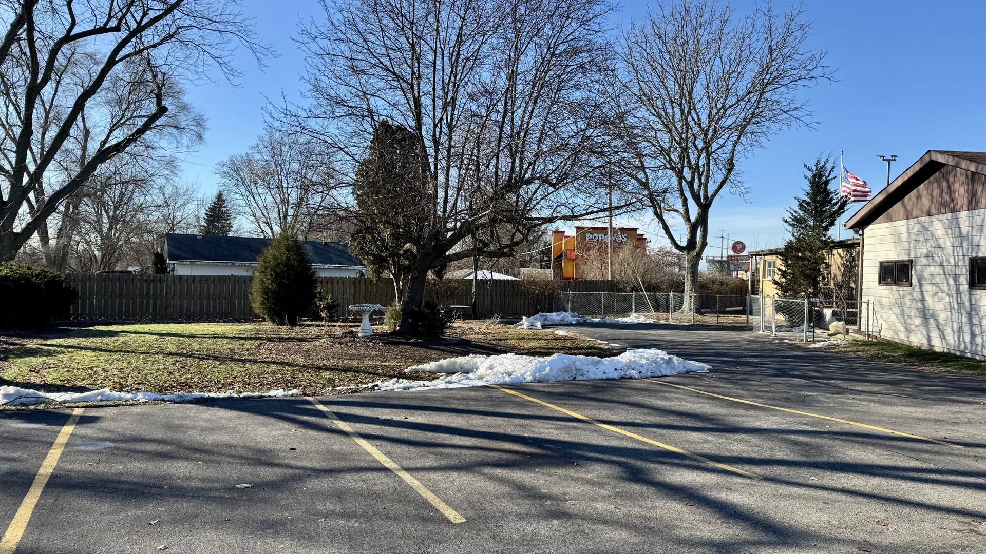 304 E Hawthorne Drive #304, Round Lake Beach, IL 60073